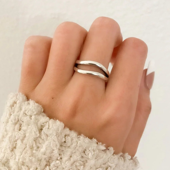 925 Sterling Silver Minimalist Ring Dainty Ring Layer Ring Modern Wave Ring